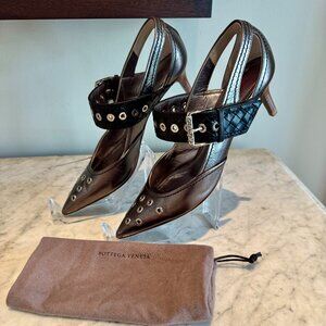 Bottega Veneta-Size 8 1/2